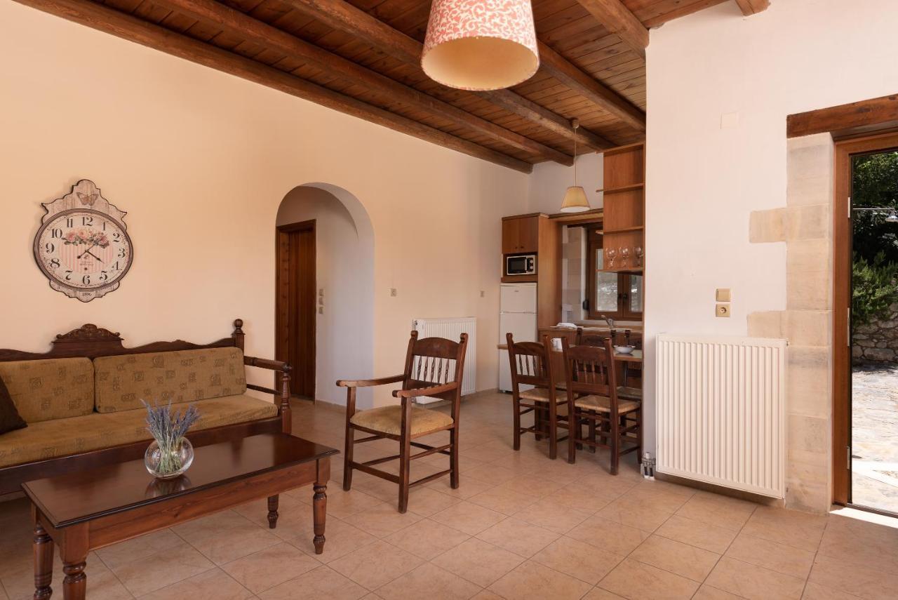 Koules Estate, With Private Pools & Bbq - Embracing Nature, By Thinkvilla Argouli Zewnętrze zdjęcie